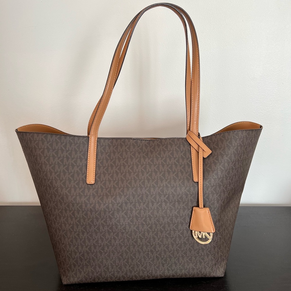 Michael Kors Brown Logo Tote with wallet